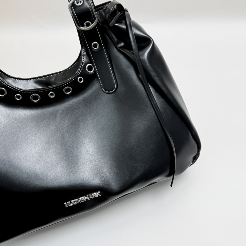 Bolsas de Ombro Estilo Vintage - Luxury Bags That Are Vegan avaliação e preço