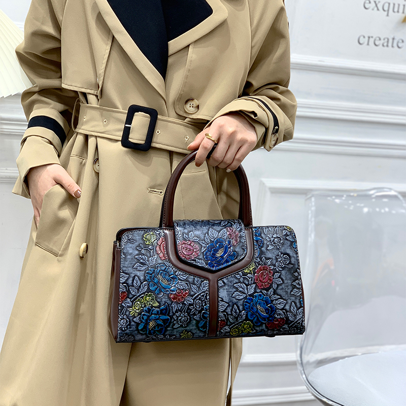 Bolsa Boston Vintage Floral em - Luxury Bags That Are Vegan avaliação e preço