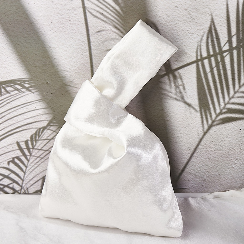 Bolsa de Pulso de Seda Satinad - Luxury Bags Japan avaliação e preço