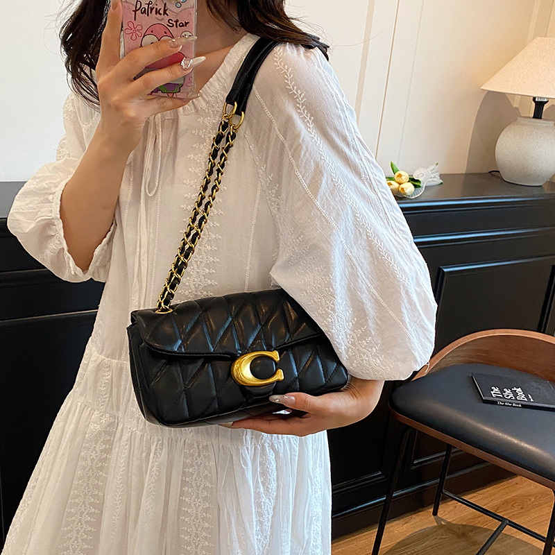 Bolsa de Ombro de Couro Matela - Luxury Quilted Bags avaliação e preço