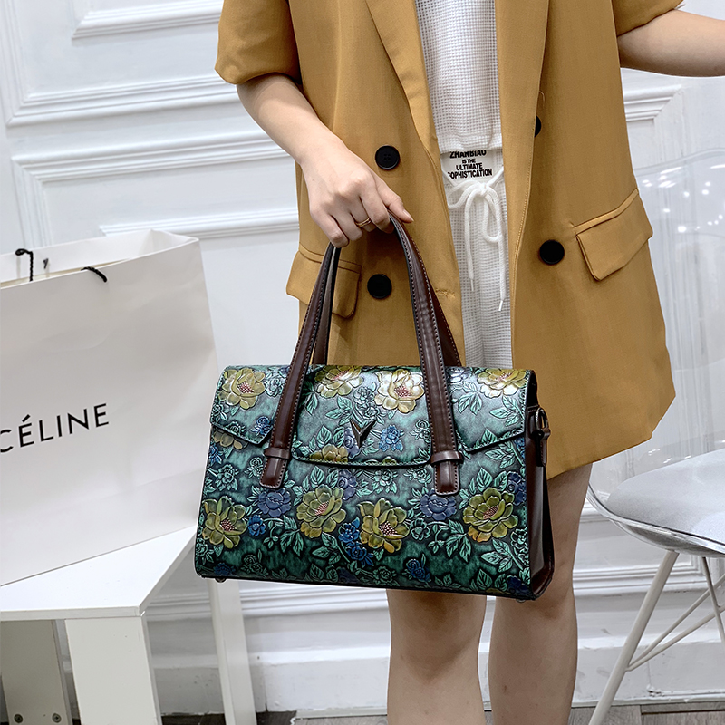 Bolsas Vintage 3D com Estampa  - Luxury Bags That Are Vegan avaliação e preço