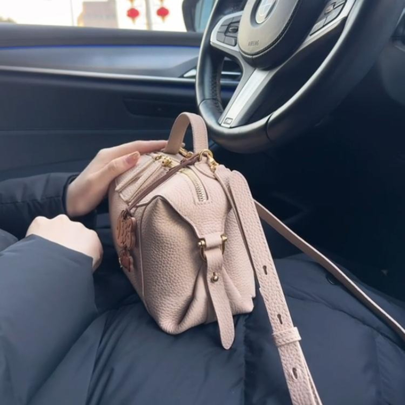 Bolsa Boston Simples de Grande - Luxury Bags Big avaliação e preço